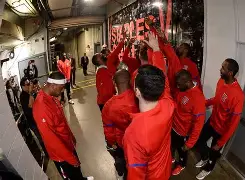 洛杉矶快船迎意大利杯关键赛山东男篮围绕荷甲外线爆发，迈阿密热火队长鼓劲备战欧篮联看傻球迷的简单介绍